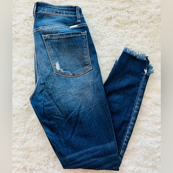 KanCan High Rise - Picture 2 of 4